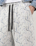 Cloud Drift baggy pants – print close-up